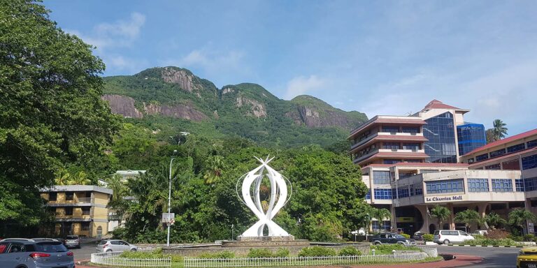 hugo des seychelles 768x384