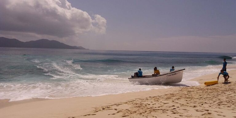 pan aviation seychelles 768x384