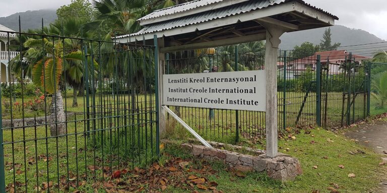 petit paris group pty ltd 768x384