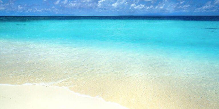 simplicity boat charter la passe la digue seychelles 768x384