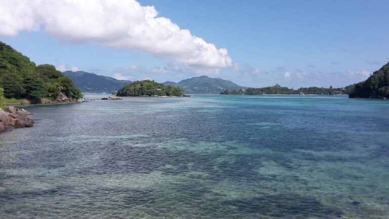 takamaka rum distillery seychelles 768x432