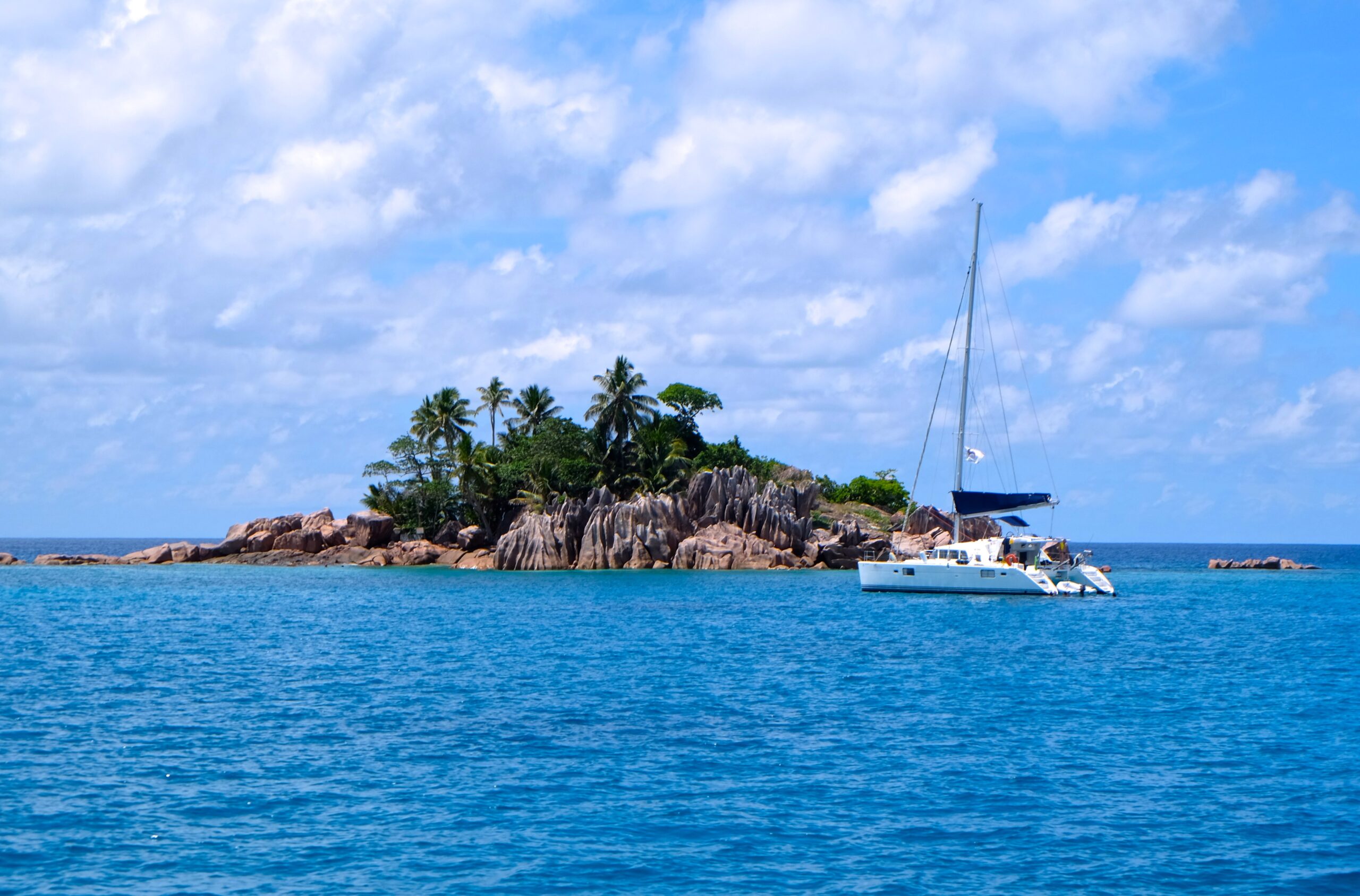 trader vics seychelles