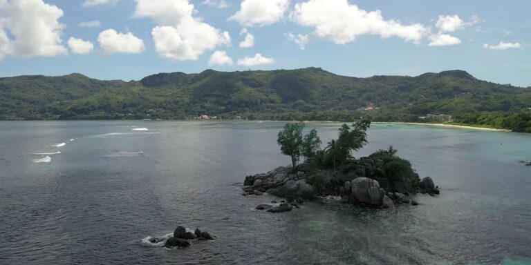 youth with a mission wyam seychelles 768x384